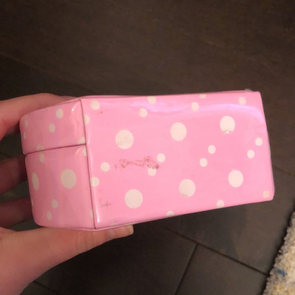 FREE Mini Hardshell Jewelry Case - Picture 7 of 8